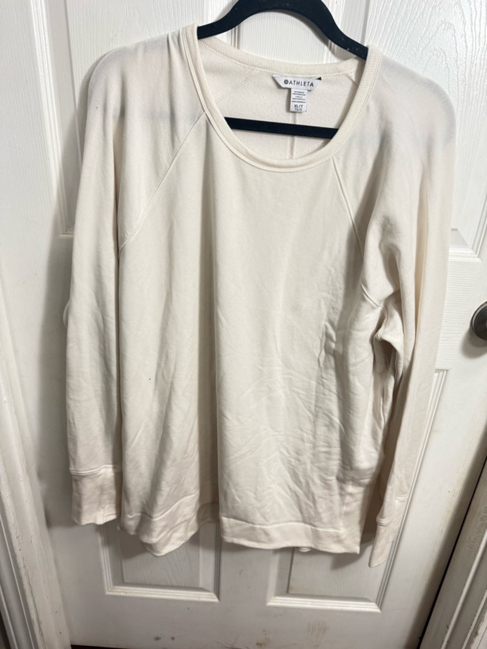 Athleta Off-White Crewneck Sweatshirt - Women's Long Sleeve Pullover